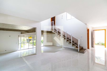 Sala de casa para alugar com 3 quartos, 400m² em Caxingui, São Paulo