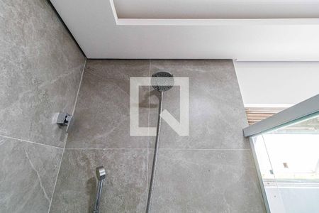 Casa para alugar com 400m², 3 quartos e 6 vagasBanheiro social