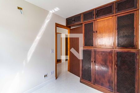 Casa para alugar com 400m², 3 quartos e 6 vagasEscritório