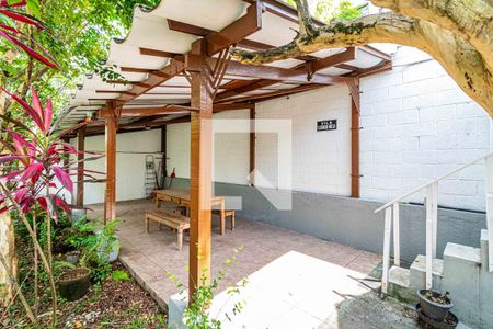 Casa para alugar com 400m², 3 quartos e 6 vagasRancho