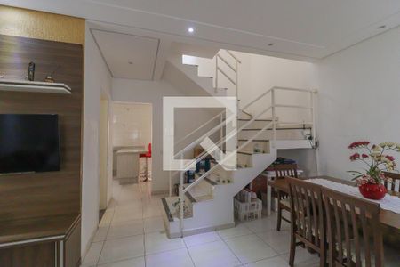 Sala de casa à venda com 3 quartos, 116m² em Jardim Marambaia, Jundiaí