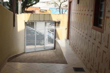 Casa à venda com 240m², 2 quartos e 3 vagasQuintal