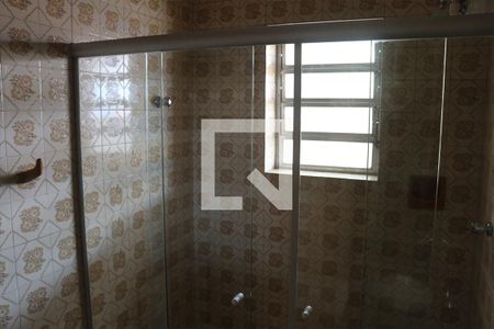 Casa à venda com 240m², 2 quartos e 3 vagasBanheiro