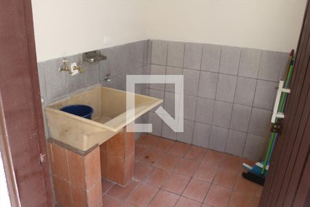 Casa à venda com 240m², 2 quartos e 3 vagasLavanderia