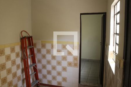 Casa à venda com 240m², 2 quartos e 3 vagasEscritório