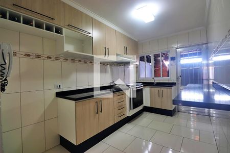 Casa à venda com 70m², 2 quartos e 2 vagasCozinha