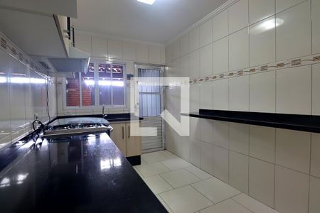 Casa à venda com 70m², 2 quartos e 2 vagasCozinha