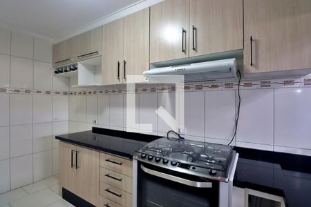 Casa à venda com 70m², 2 quartos e 2 vagasCozinha