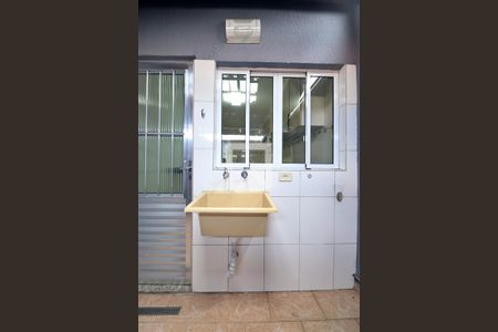 Casa à venda com 70m², 2 quartos e 2 vagasÁrea de Serviço