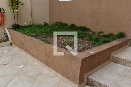 Casa de condomínio para alugar com 117m², 3 quartos e 4 vagasQuintal