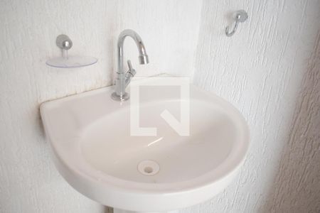 Casa de condomínio para alugar com 117m², 3 quartos e 4 vagasBanheiro 2