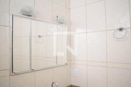Casa de condomínio para alugar com 117m², 3 quartos e 4 vagasBanheiro 1