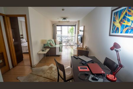 Sala de apartamento para alugar com 1 quarto, 53m² em Flamengo, Rio de Janeiro