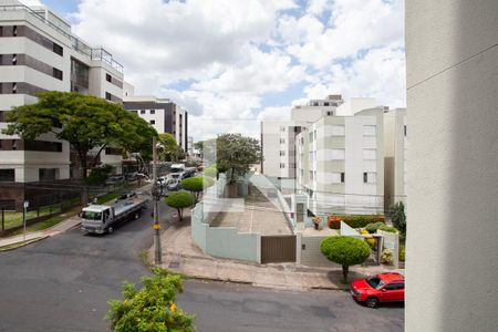 Vista da Varanda da Sala de apartamento à venda com 3 quartos, 75m² em Ouro Preto, Belo Horizonte