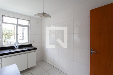 Apartamento à venda com 75m², 3 quartos e 2 vagasCozinha