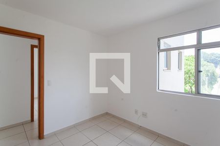 Apartamento à venda com 75m², 3 quartos e 2 vagasQuarto 2