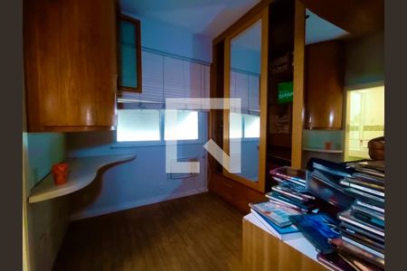 Apartamento para alugar com 160m², 3 quartos e 1 vagaSuíte 