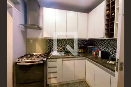 Apartamento para alugar com 160m², 3 quartos e 1 vagaCopa / Cozinha 