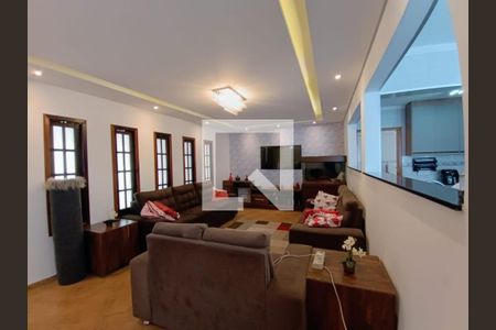 Casa à venda com 3 quartos, 240m² em Mauá, São Caetano do Sul