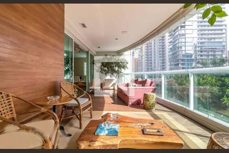 Apartamento à venda com 4 quartos, 500m² em Itaim Bibi, São Paulo
