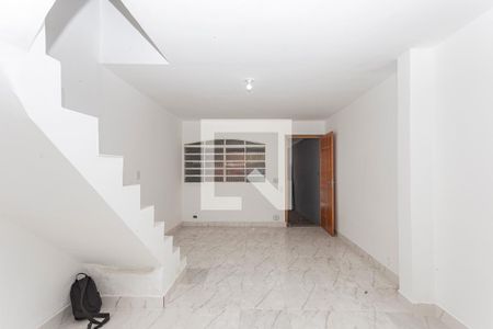 Sala de casa à venda com 4 quartos, 108m² em Jardim Clímax, São Paulo