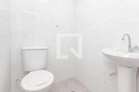 Casa à venda com 108m², 4 quartos e 1 vaga Casa à venda com 108m², 4 quartos e 1 vagaBanheiro