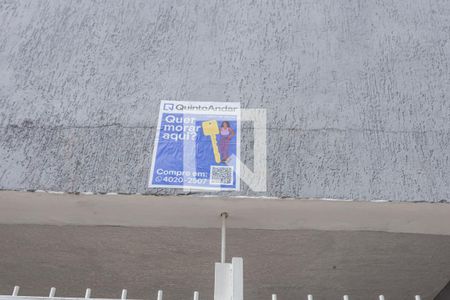 Casa à venda com 108m², 4 quartos e 1 vaga Casa à venda com 108m², 4 quartos e 1 vagaPlaquinha