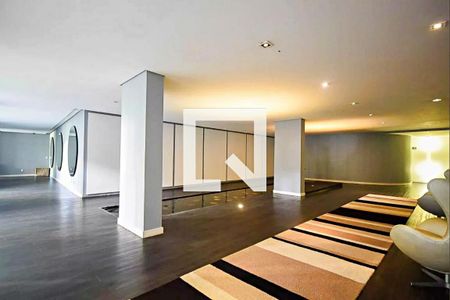 Apartamento à venda com 93m², 1 quarto e 2 vagasHall social