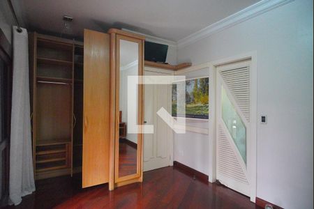 Apartamento à venda com 212m², 3 quartos e 2 vagasQuarto Suíte