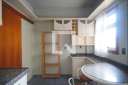 Apartamento à venda com 212m², 3 quartos e 2 vagasCozinha