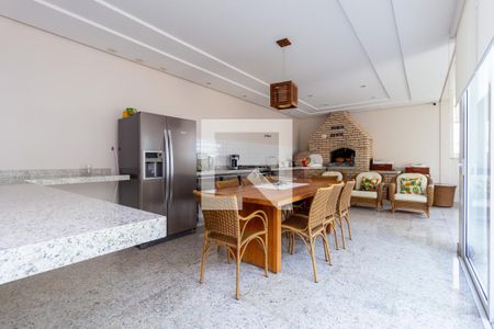 Casa à venda com 550m², 5 quartos e 6 vagasEspaço Gourmet