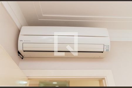 Casa à venda com 550m², 5 quartos e 6 vagasDetalhe - Suíte 4