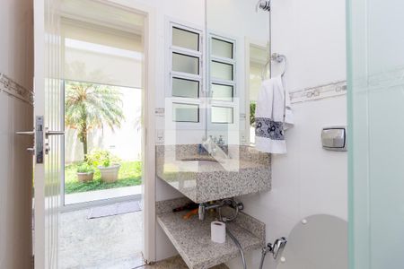 Casa à venda com 550m², 5 quartos e 6 vagasBanheiro - Área de Serviço