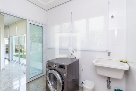 Casa à venda com 550m², 5 quartos e 6 vagasÁrea de Serviço