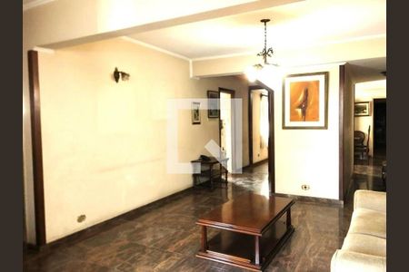 Casa para alugar com 5 quartos, 330m² em Vila Inah, São Paulo