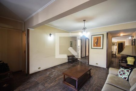Sala de casa para alugar com 5 quartos, 330m² em Vila Inah, São Paulo