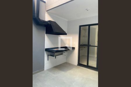 Casa à venda com 3 quartos, 105m² em Vila Nhocuné, São Paulo