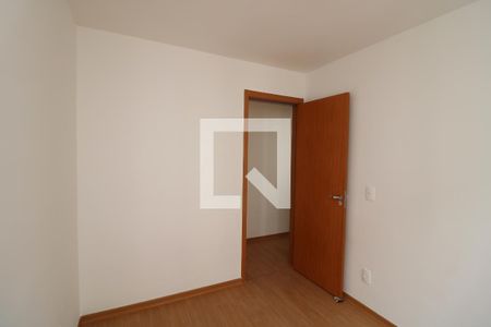 Quarto 2 de apartamento para alugar com 2 quartos, 43m² em Cidade São Mateus, São Paulo
