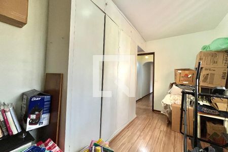 Casa à venda com 200m², 4 quartos e 2 vagas Casa à venda com 200m², 4 quartos e 2 vagasQuarto 3