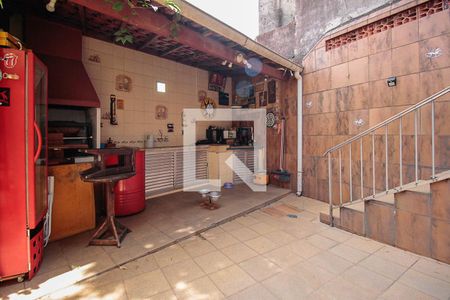 Casa à venda com 322m², 4 quartos e 3 vagasSalão de Festas