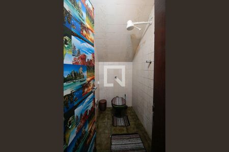 Casa à venda com 322m², 4 quartos e 3 vagasBanheiro da Casa 2