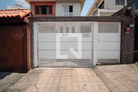 Casa à venda com 322m², 4 quartos e 3 vagasFachada