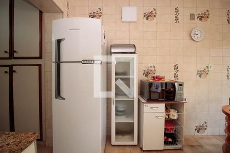 Casa à venda com 322m², 4 quartos e 3 vagasCozinha