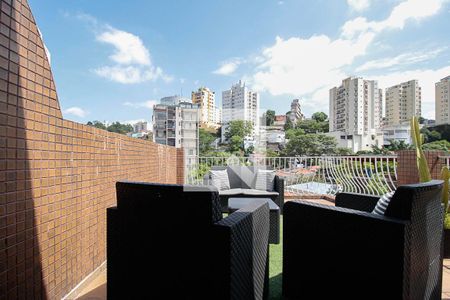Casa à venda com 322m², 4 quartos e 3 vagasVaranda do Quarto 2