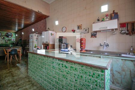 Casa à venda com 322m², 4 quartos e 3 vagasCozinha da Casa 2