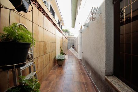 Casa à venda com 322m², 4 quartos e 3 vagasCorredor