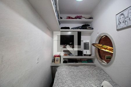 Casa à venda com 322m², 4 quartos e 3 vagasQuarto da Casa 2