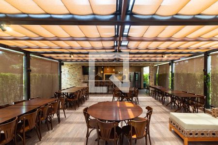 Apartamento à venda com 136m², 4 quartos e 2 vagasChurrasqueira