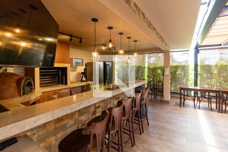 Apartamento à venda com 136m², 4 quartos e 2 vagasChurrasqueira