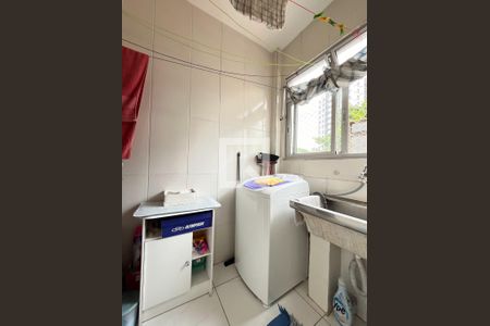 Apartamento à venda com 68m², 3 quartos e 1 vagaÁrea de Serviço